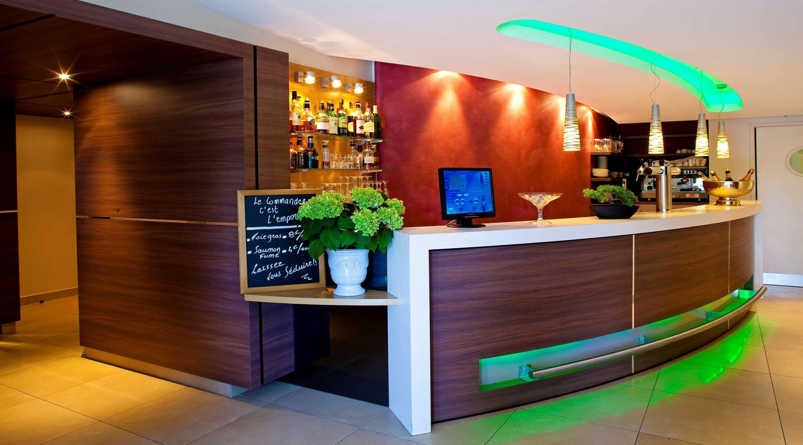 Kyriad Nantes Sud - Bouaye Aeroport Экстерьер фото