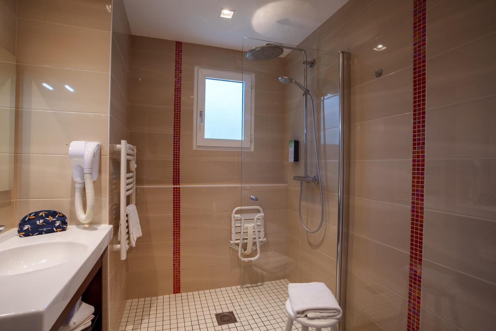 Kyriad Nantes Sud - Bouaye Aeroport Экстерьер фото